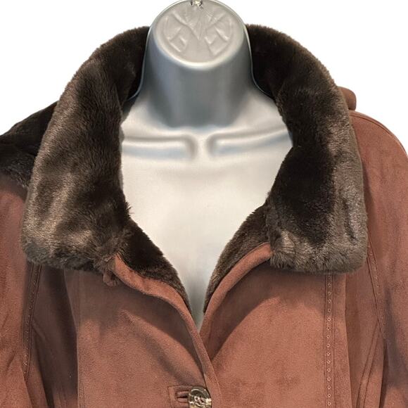 Gallery XL Ladies Faux Leather & Suede Button Down & Hooded Mid Length Coat - Picture 3 of 16